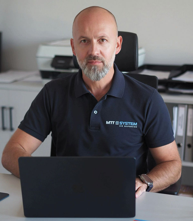 Kamper na poduszkach. Przystanek Ostropa i zawieszenie pneumatyczne 4